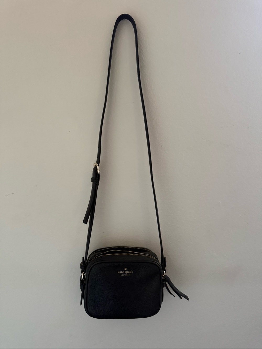 Kate Spade New York Kate Spade Black Pebbled Leather Camera Crossbody Bag Black